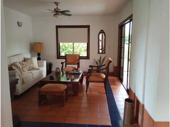 Casa de 3 alcobas en venta en Las Mercedes, Jamundí, 250 m² · foto 13 de 15