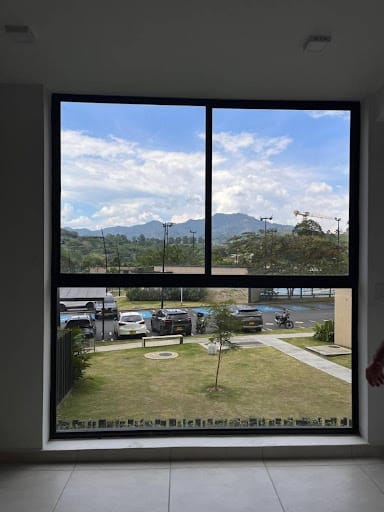 Apartamento de 3 alcobas en venta en Cerritos, Pereira, 131 m² · foto 4 de 24
