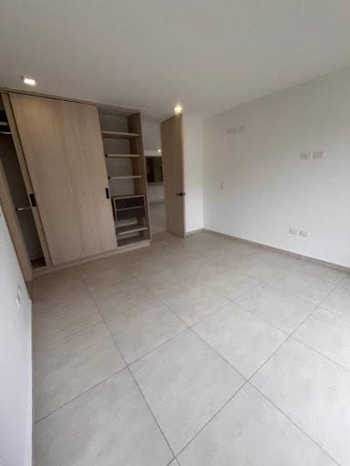 Apartamento de 3 alcobas en venta en Cerritos, Pereira, 131 m² · foto 16 de 24