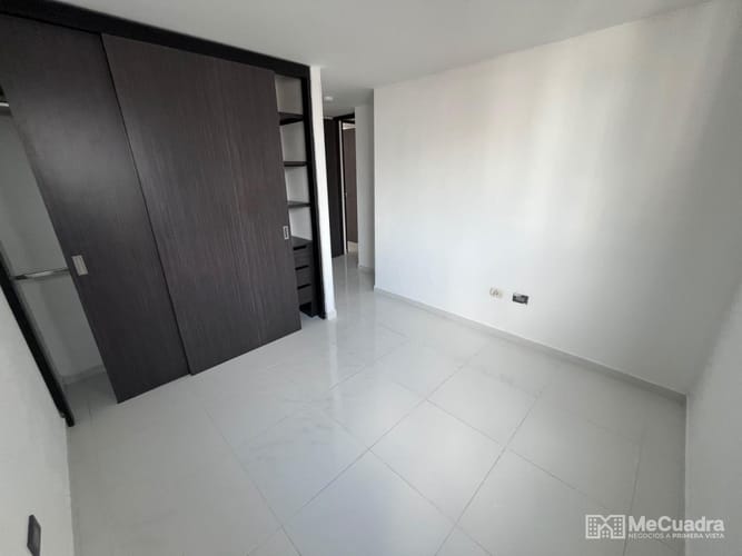 Apartamento de 3 alcobas en venta en Nuevo Sotomayor, Bucaramanga, 121 m² · foto 7 de 24