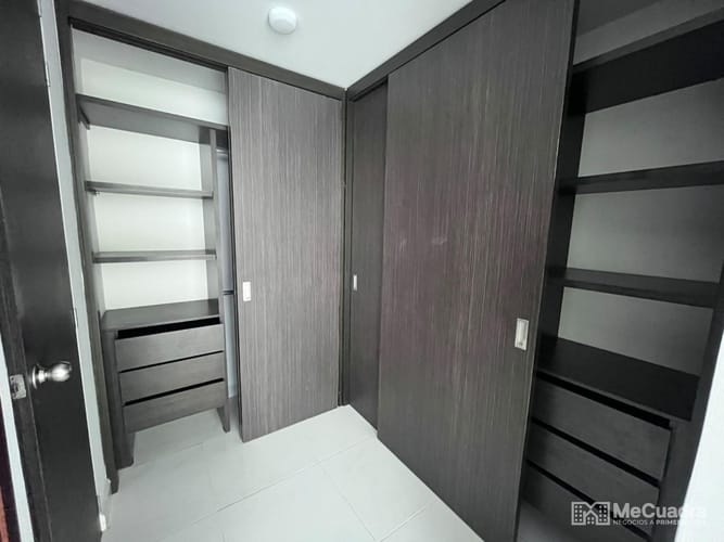 Apartamento de 3 alcobas en venta en Nuevo Sotomayor, Bucaramanga, 121 m² · foto 9 de 24