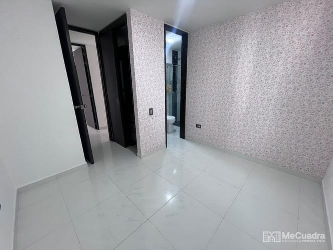 Apartamento de 3 alcobas en venta en Nuevo Sotomayor, Bucaramanga, 121 m² · foto 10 de 24