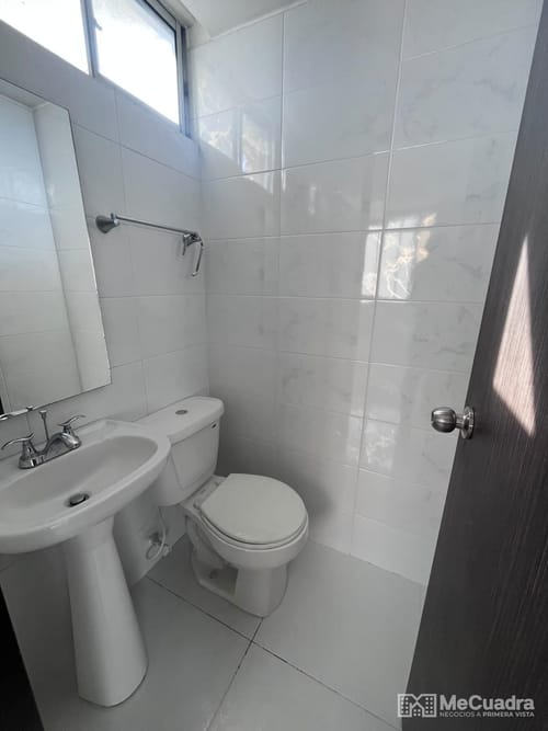 Apartamento de 3 alcobas en venta en Nuevo Sotomayor, Bucaramanga, 121 m² · foto 11 de 24