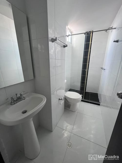 Apartamento de 3 alcobas en venta en Nuevo Sotomayor, Bucaramanga, 121 m² · foto 18 de 24