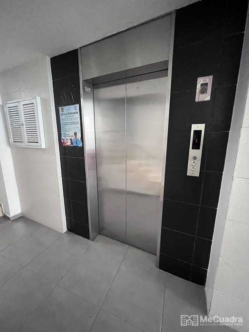 Apartamento de 3 alcobas en venta en Nuevo Sotomayor, Bucaramanga, 121 m² · foto 21 de 24