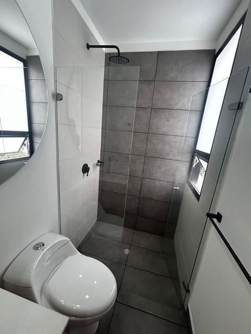 Apartaestudio en arriendo en Chico Norte, Bogotá, 30 m² · foto 13 de 14