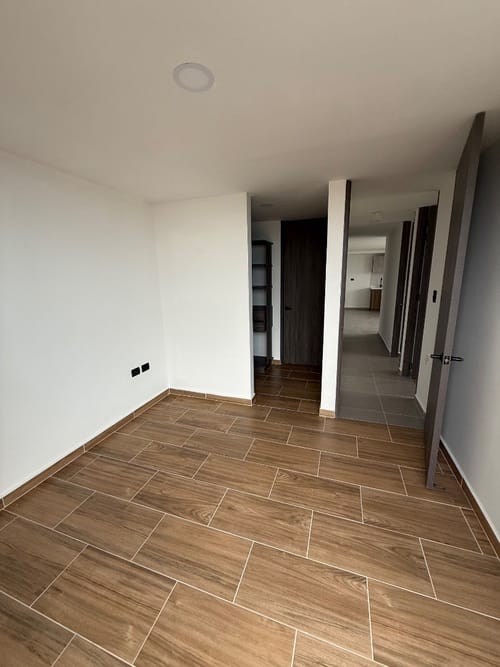 Apartamento de 3 alcobas en arriendo en Los Corales, Pereira, 95 m² · foto 23 de 23