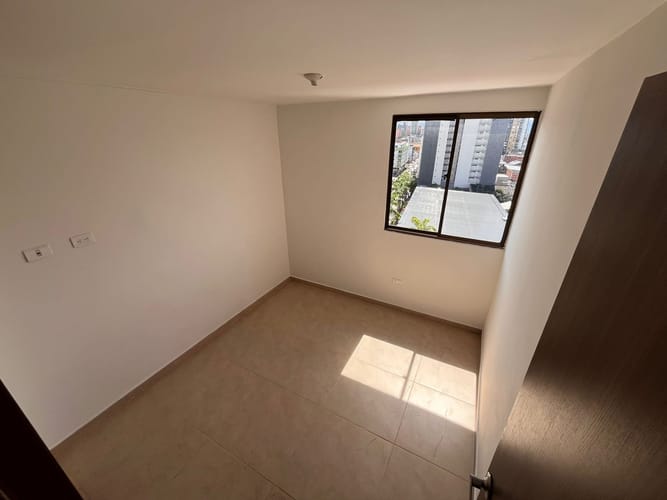 Apartamento de 3 alcobas en venta en Alarcon, Bucaramanga, 71 m² · foto 6 de 15