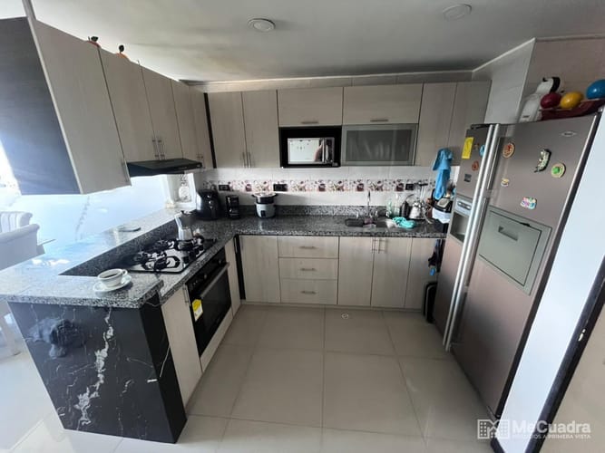 Apartamento de 3 alcobas en venta en San Martin, Bucaramanga, 105 m² · foto 6 de 24