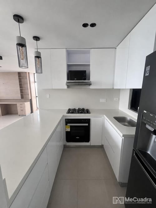 Apartamento de 2 alcobas en venta en Puerta Del Sol, Bucaramanga, 86 m² · foto 3 de 21