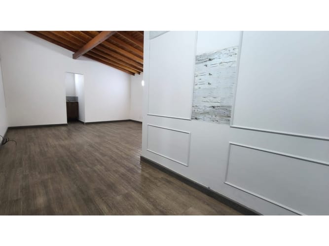 Oficina en arriendo en San Diego, Medellín, 380 m² · foto 4 de 14