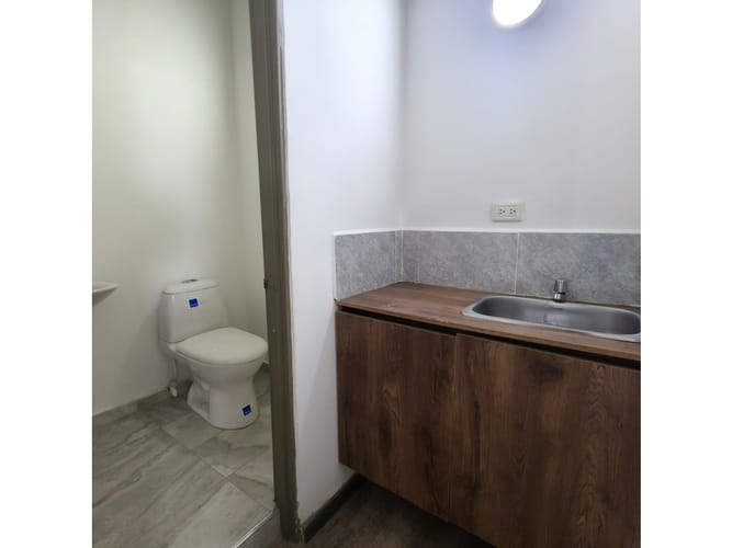 Oficina en arriendo en San Diego, Medellín, 380 m² · foto 9 de 14