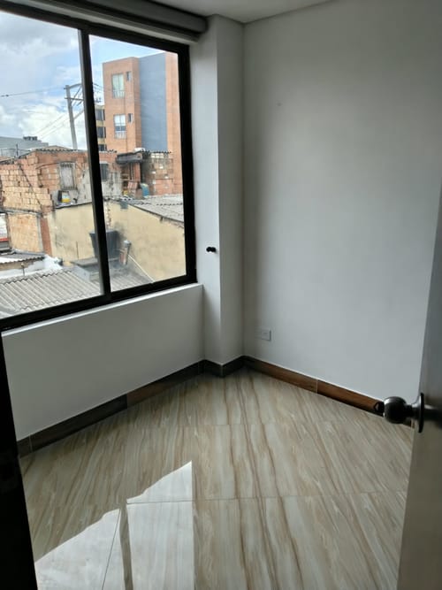 Apartamento de 3 alcobas en arriendo en Santa Rosita, Bogotá, 57 m² · foto 9 de 16