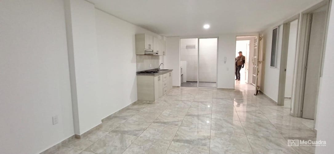 Apartamento de 3 alcobas en venta en Santa Cruz, Girón, 60 m² · foto 3 de 14