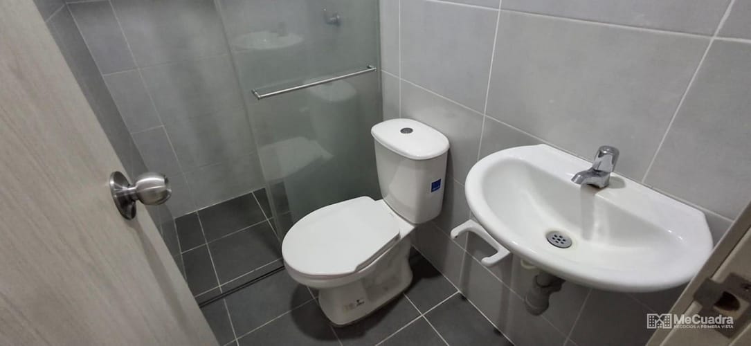 Apartamento de 3 alcobas en venta en Santa Cruz, Girón, 60 m² · foto 6 de 14