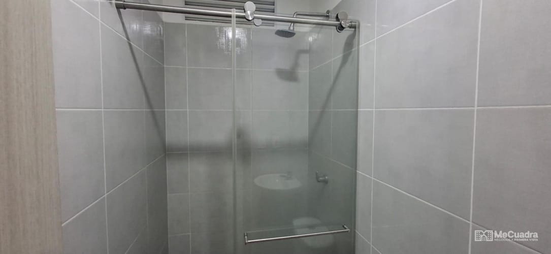 Apartamento de 3 alcobas en venta en Santa Cruz, Girón, 60 m² · foto 7 de 14
