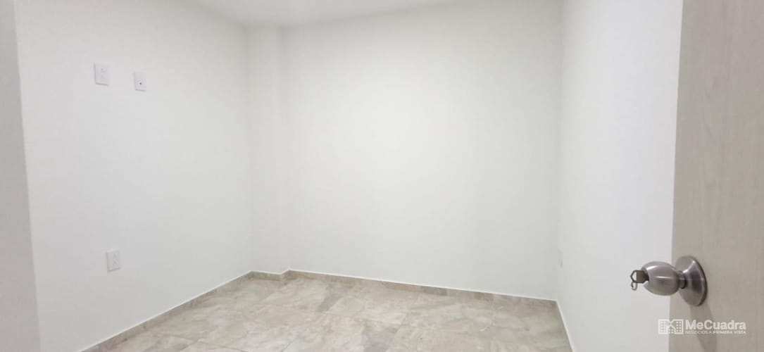 Apartamento de 3 alcobas en venta en Santa Cruz, Girón, 60 m² · foto 9 de 14