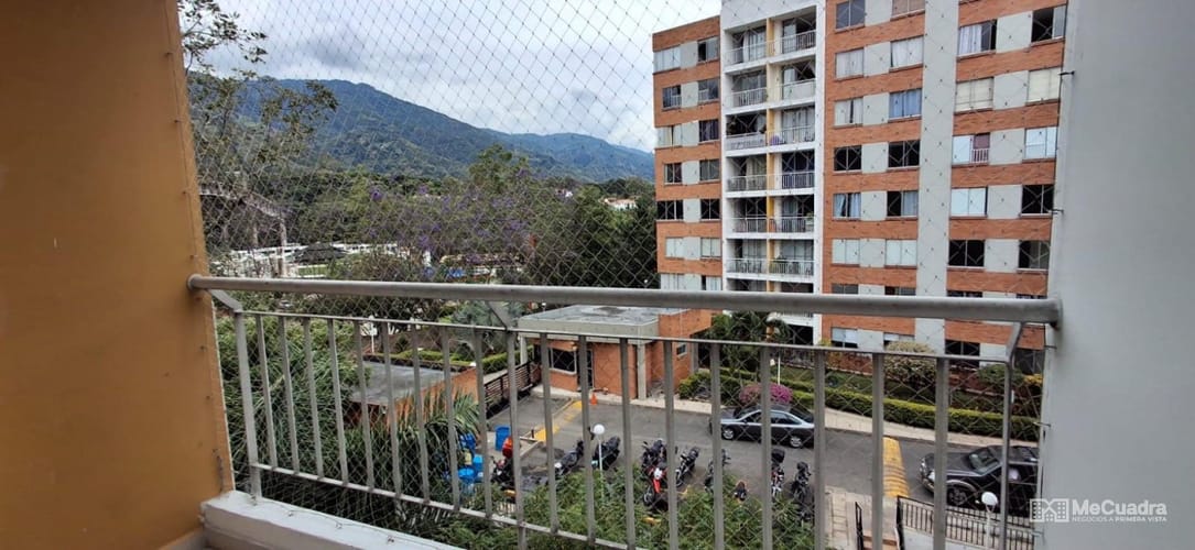 Apartamento de 3 alcobas en venta en Paseo Del Puente, Piedecuesta, 64 m² · foto 5 de 13