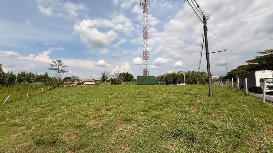 Lote en arriendo en Cerritos, Pereira, 4200 m² · foto 8 de 8