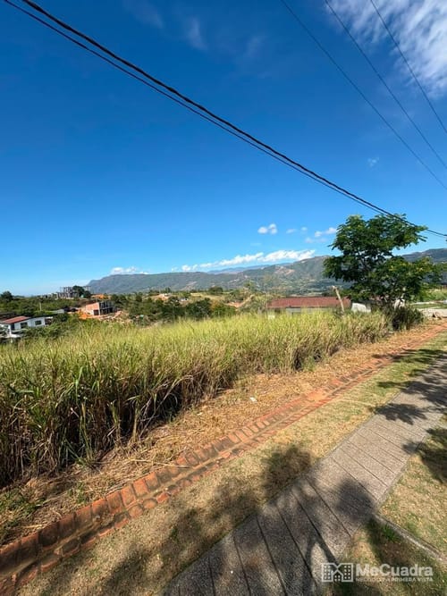 Lote en venta en Ruitoque, Girón, 1110 m² · foto 7 de 11