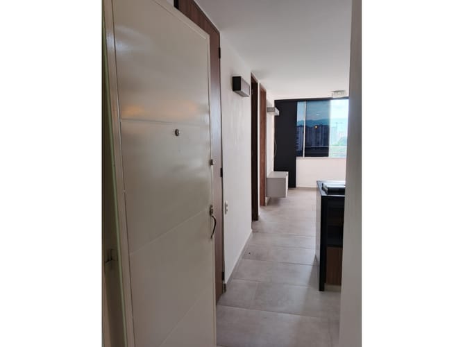 Apartamento de 2 alcobas en arriendo en Granjas De Provenza, Floridablanca, 58 m² · foto 3 de 24