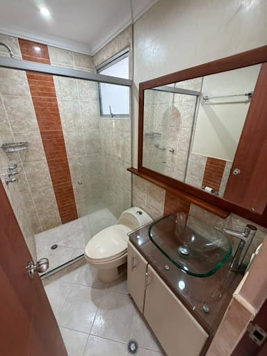 Apartamento de 3 alcobas en arriendo en Zuñiga, Itagüí, 130 m² · foto 8 de 10