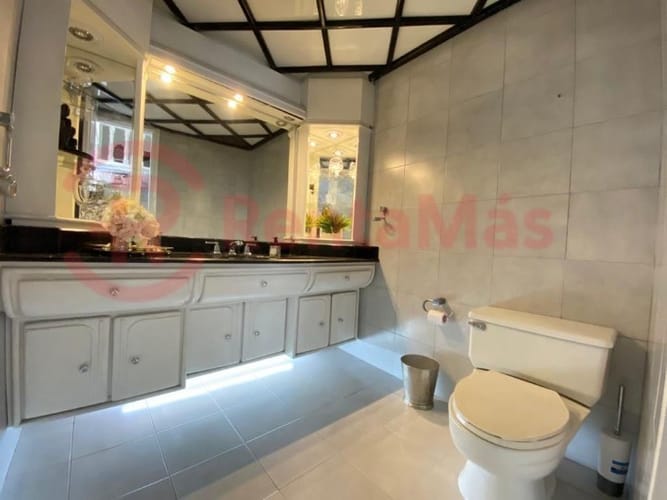 Casa de 4 alcobas en arriendo en Caobos, Cúcuta, 550 m² · foto 15 de 16