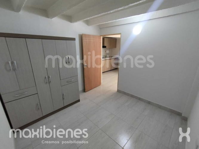 Apartamento de 2 alcobas en arriendo en Los Cerros - El Vergel, Medellín, 64 m² · foto 5 de 11