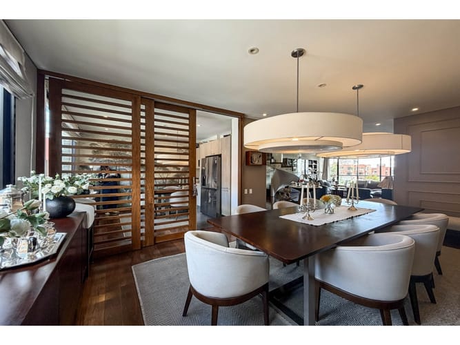 Apartamento de 3 alcobas en venta en Los Rosales, Bogotá, 309 m² · foto 8 de 24