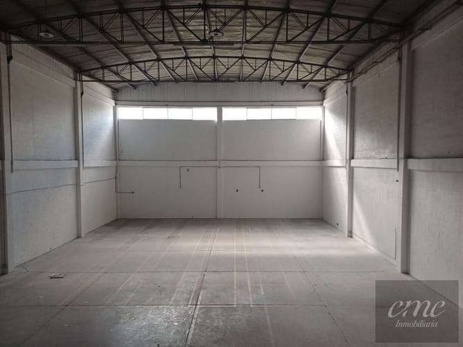Bodega en arriendo en La Carrilera, La Estrella, 650 m² · foto 2 de 15