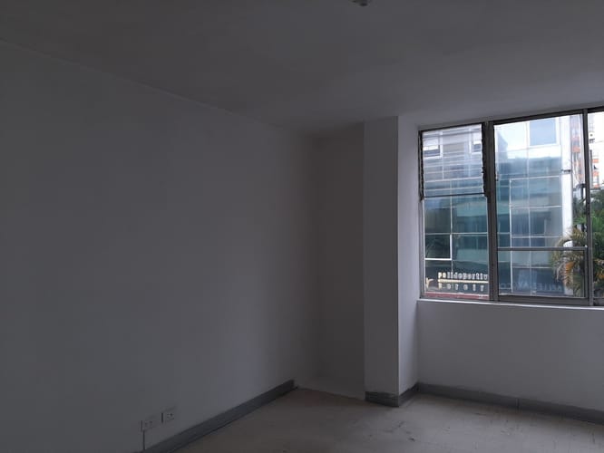Edificio en venta en Sector Plaza De Bolivar, Pereira, 492 m² · foto 6 de 8