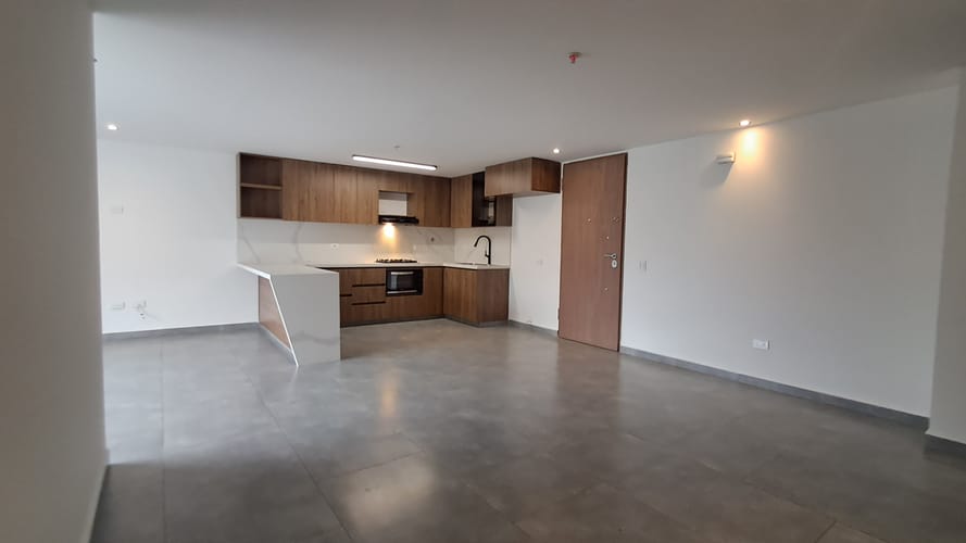Apartamento de 2 alcobas en arriendo en Santa Maria De Los Angeles, Medellín, 95 m² · foto 4 de 19
