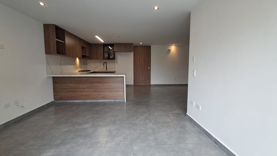 Apartamento de 2 alcobas en arriendo en Santa Maria De Los Angeles, Medellín, 95 m² · foto 5 de 19