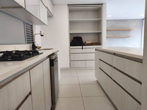 Apartamento de 3 alcobas en arriendo en El Chocho, Envigado, 100 m² · foto 8 de 24