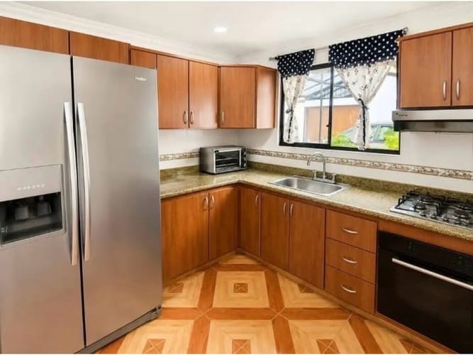 Casa de 5 alcobas en venta en Avenida Sur, Pereira, 180 m² · foto 9 de 15