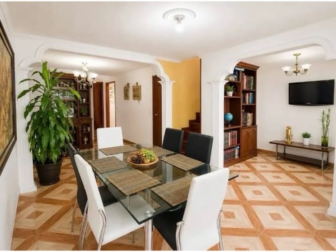 Casa de 5 alcobas en venta en Avenida Sur, Pereira, 180 m² · foto 11 de 15