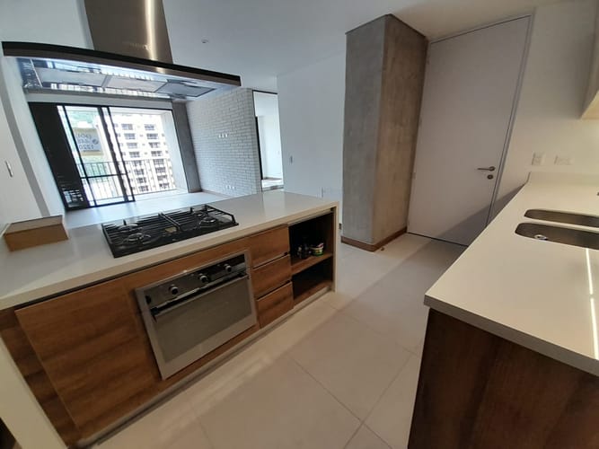 Apartamento de 2 alcobas en arriendo en Villa Carlota, Medellín, 80 m² · foto 4 de 16