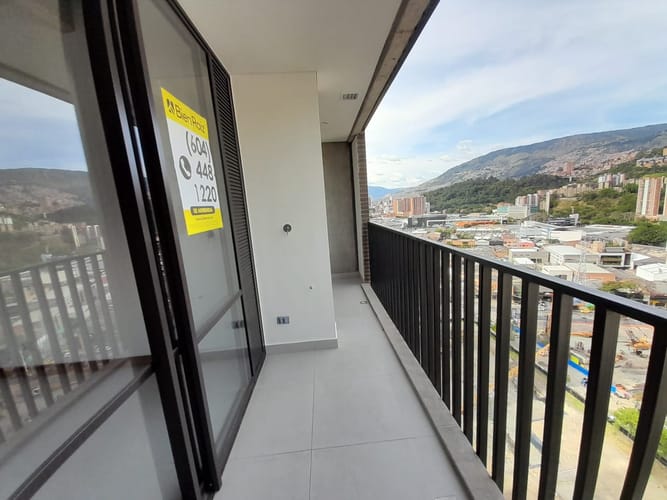 Apartamento de 2 alcobas en arriendo en Villa Carlota, Medellín, 80 m² · foto 13 de 16