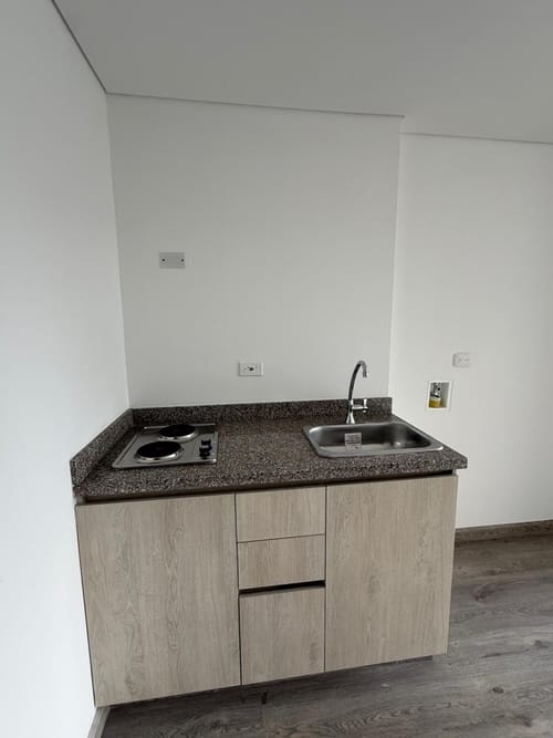 Apartaestudio en arriendo en Lago Gaitan, Bogotá, 22 m² · foto 3 de 15