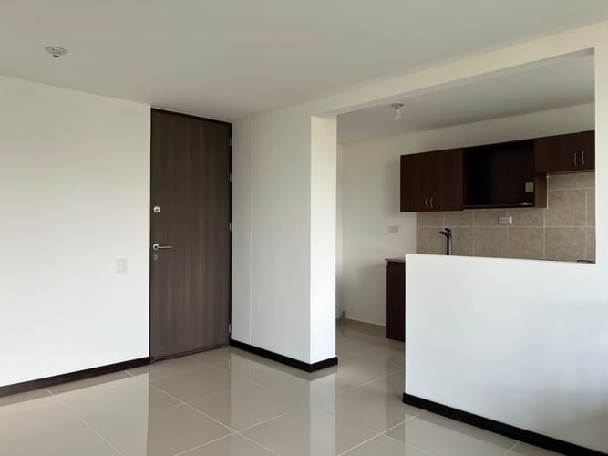 Apartamento de 2 alcobas en arriendo en La Inmaculada, Envigado, 70 m² · foto 8 de 12