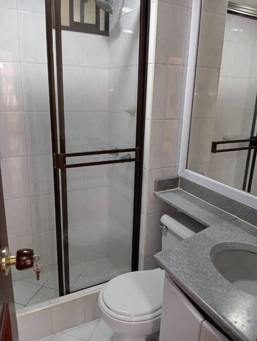 Apartamento de 3 alcobas en venta en El Batán, Bogotá, 76 m² · foto 8 de 24