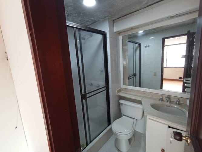Apartamento de 3 alcobas en venta en El Batán, Bogotá, 76 m² · foto 13 de 24