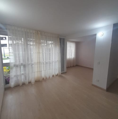 Apartamento de 2 alcobas en arriendo en Prados Del Mirador, Zipaquirá, 57 m² · foto 7 de 17