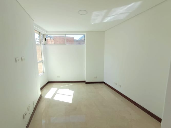 Apartamento de 3 alcobas en arriendo en Las Acacias, Medellín, 140 m² · foto 13 de 23