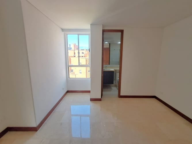 Apartamento de 3 alcobas en arriendo en Las Acacias, Medellín, 140 m² · foto 17 de 23