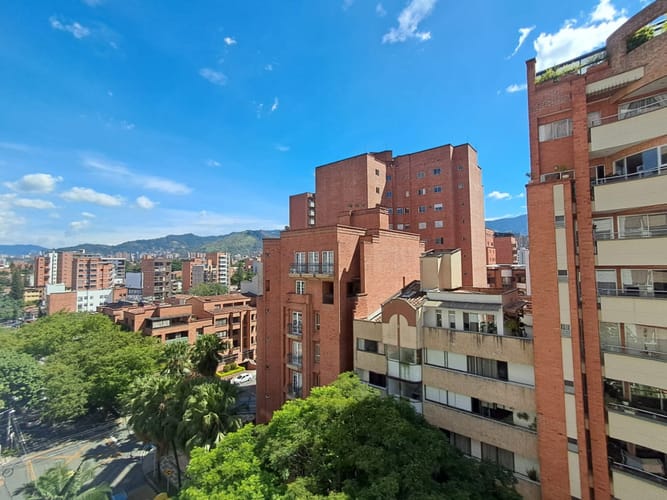 Apartamento de 3 alcobas en arriendo en Las Acacias, Medellín, 140 m² · foto 22 de 23