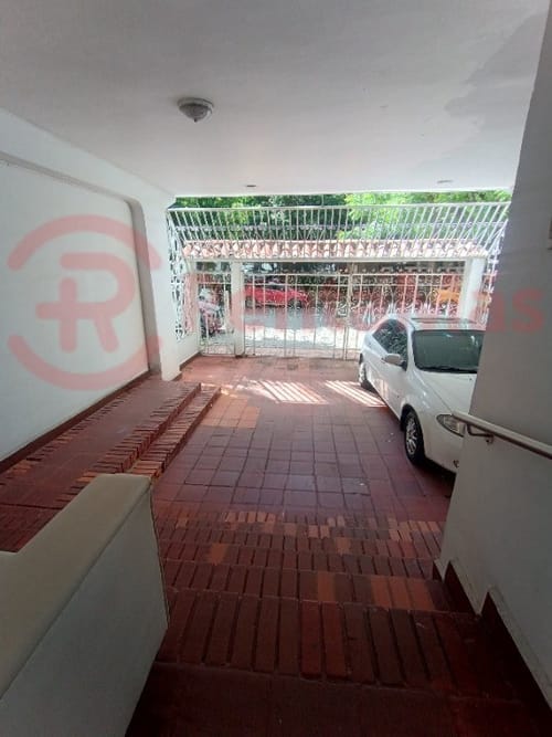 Casa de 7 alcobas en arriendo en San Luis, Cúcuta, 372 m² · foto 4 de 24