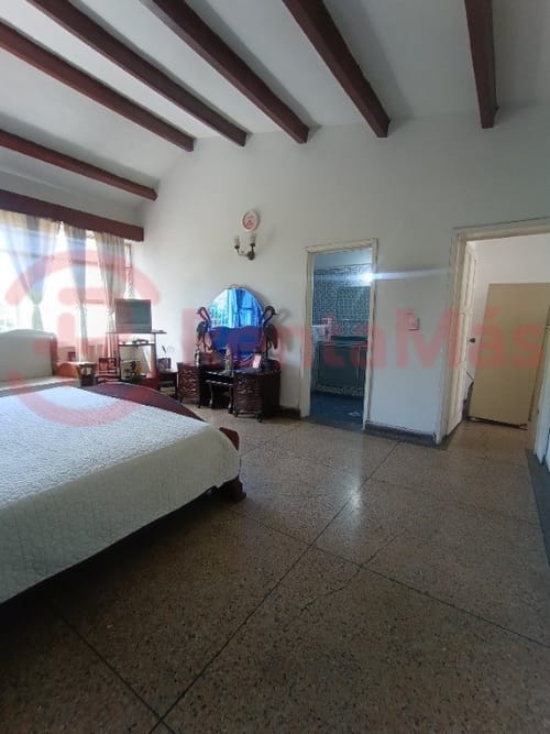 Casa de 7 alcobas en arriendo en San Luis, Cúcuta, 372 m² · foto 12 de 24