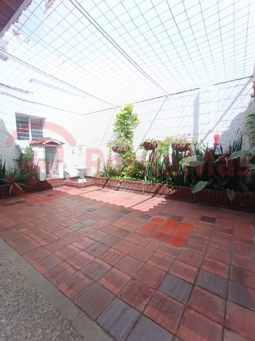 Casa de 7 alcobas en arriendo en San Luis, Cúcuta, 372 m² · foto 16 de 24