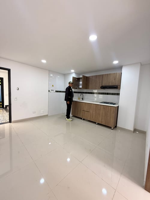 Apartamento de 2 alcobas en venta en El Carmen, Bogotá, 48 m² · foto 4 de 18